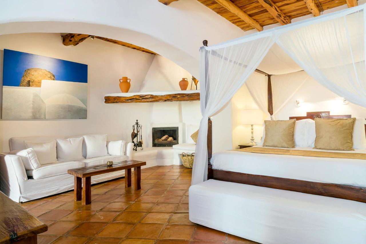 Atzaro Country house *