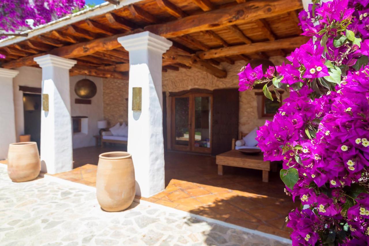 Atzaro Country house