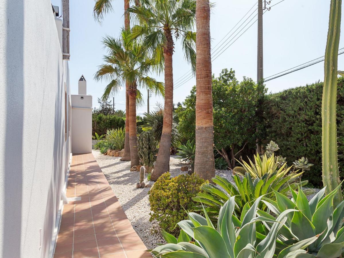 Ideally Located With Pool A Short Drive From Ibiza Town And The Beach Villa *