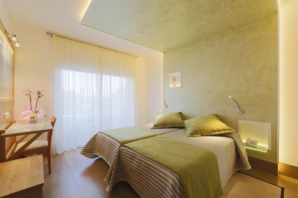 Hotel Lux Isla Talamanca (Ibiza)