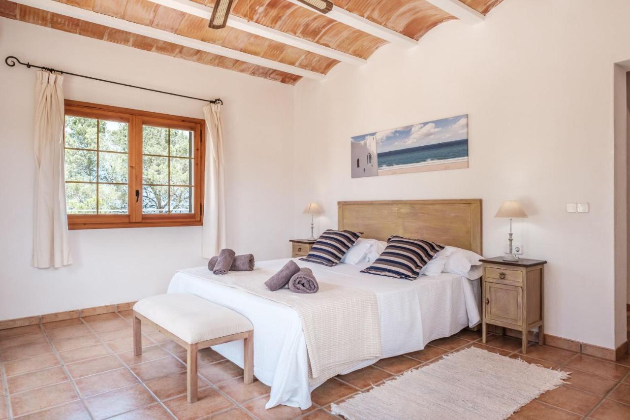 Moustique Villa Sant Josep de sa Talaia