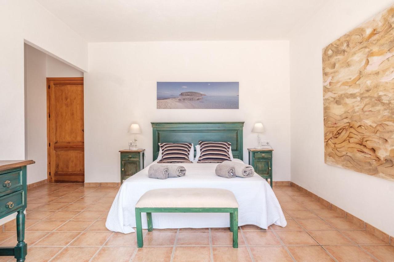 Moustique Villa Sant Josep de sa Talaia