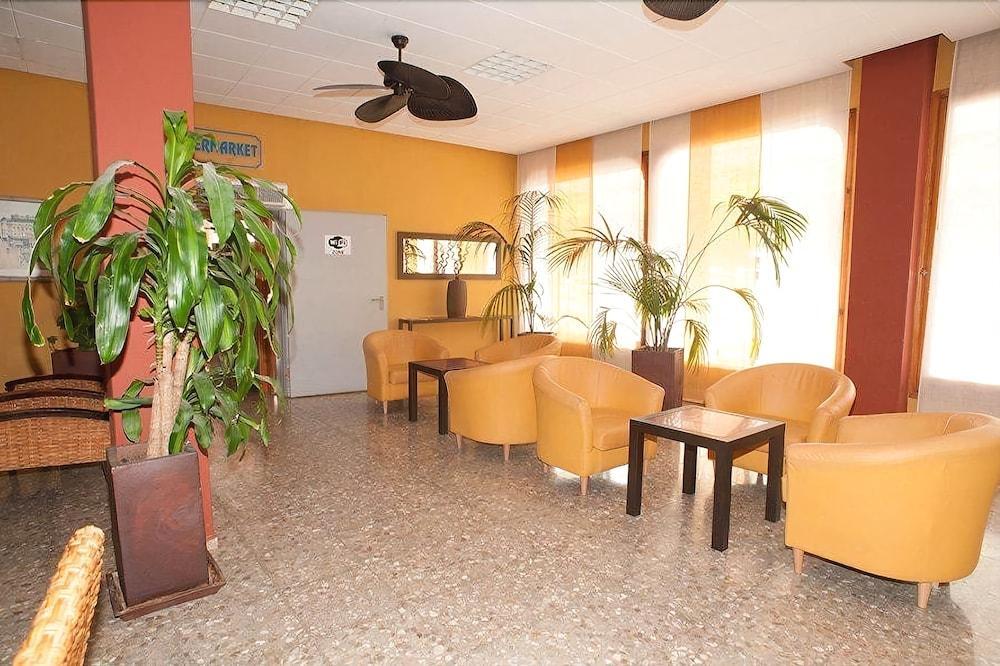 Apartment Boutique Poniente Playa San Antonio (Ibiza)