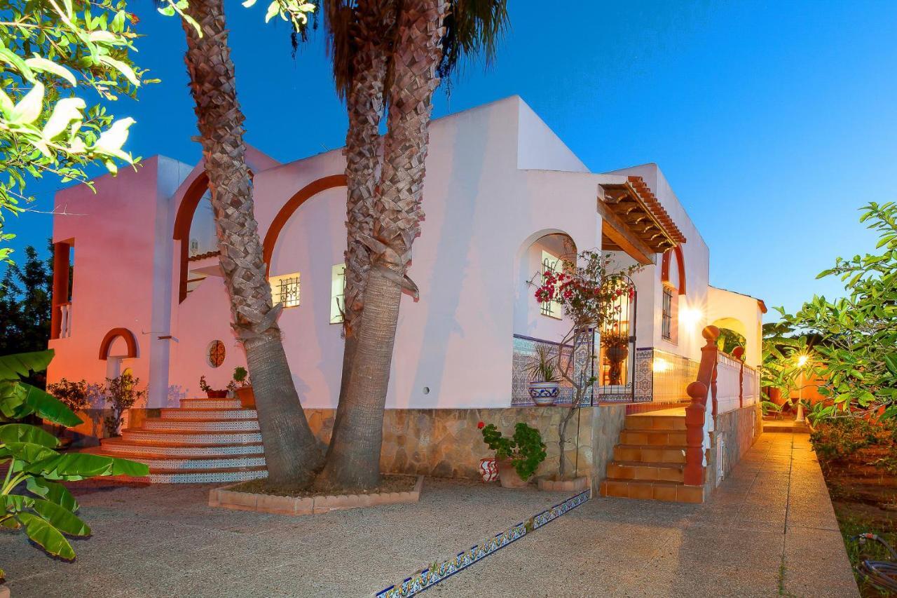 Ramos Villa *