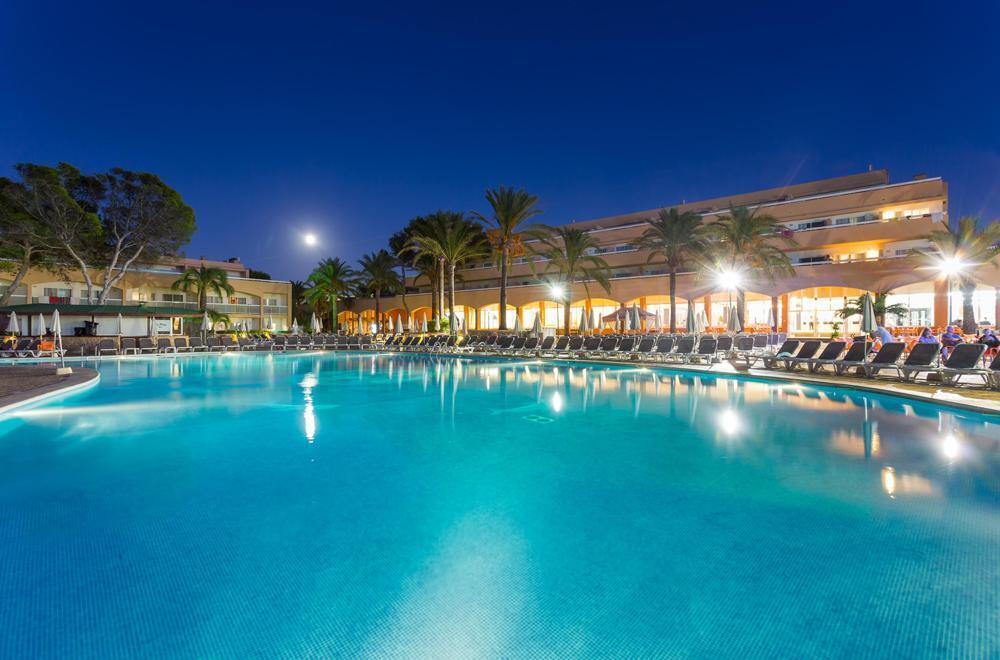 Sirenis Seaview Country Club