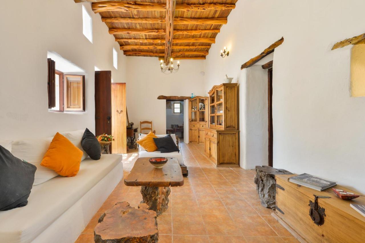 Can Toni Es Cucons Villa *