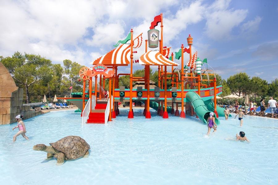 Invisa Club Cala 4*