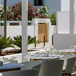 Sunrise Suites
