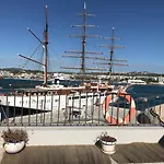 Mirador de la Virgen Ático con terraza y estudio sin terraza
