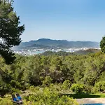 New! Villa Armonía
