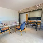 Cala Vadella Suites