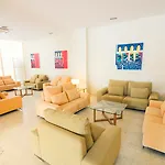 Azuline Hotel Pacific