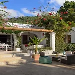 Stylish Ibiza Villa Near Beaches Private Pool & Lush Garden