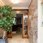 Apartamentos El Moro