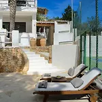 Villa Romero Renovated - San Rafael