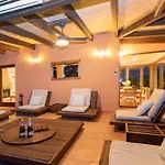 Villa In San Rafael Sleeps 12