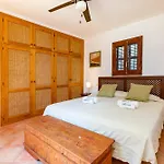 Villa In San Rafael Sleeps 12