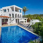 Villa Near San Antonio