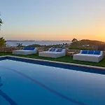 Villa Can Joan I - Fantastic Sunset Views And Family Friendly -