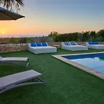 Villa Can Joan I - Fantastic Sunset Views And Family Friendly -