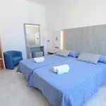 Apartamentos Playa Sol