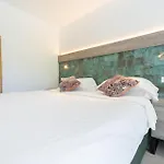 Hostal Restaurante Pou des Lleó