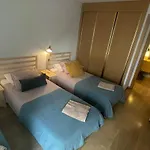 Central Suites Marina - Guest List To Clubs Included