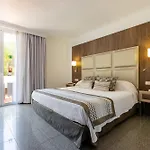 Suite Hotel S\'Argamassa Palace