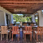 Villa Kumharas