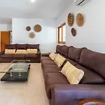 Ferienhaus Mit Privatpool Fuer 14 Personen Ca 350 Qm In Sant Llorenc De Balafia, Ibiza Binnenland Von Ibiza