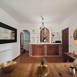 Villa Mercedes