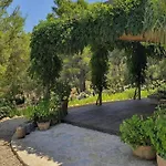 Holiday Home With Wooden-Beamed Patio