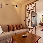 Magnificent Villa In Luxurious Retreat