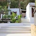 Villa Can Rafel Is A 5 Minute Walk From The Beach Amazing View Calm Area Renewed 100 Porcien On 2024 Pool Ac