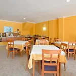 Hostal La Perla