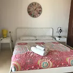 Ibiza White Aparts