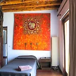 Villa Weedy