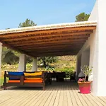 Villa Weedy