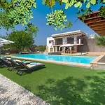 Villa Can Bernadet