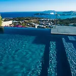 Villa Crystal