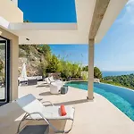 Villa Hilltop