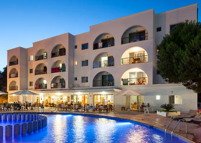 Aparthotel Puerto Cala Vadella
