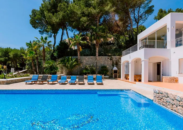 Villa Bellavista Has Stunning Views And A Private Infinity Pool