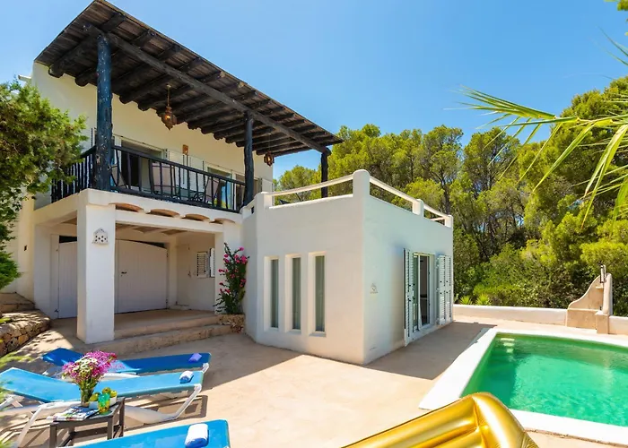 New! Villa Salada