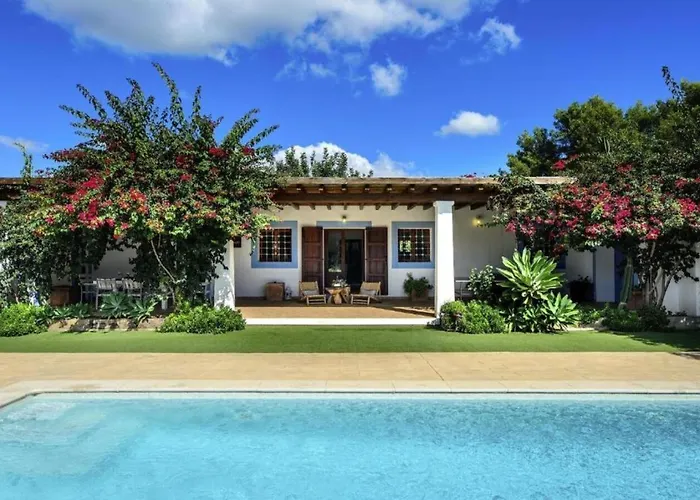 New! Villa Can Torres