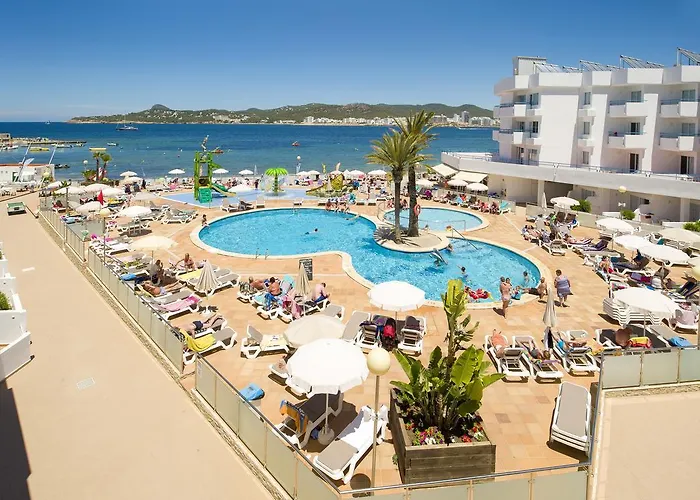 Playa Bella Apartamentos
