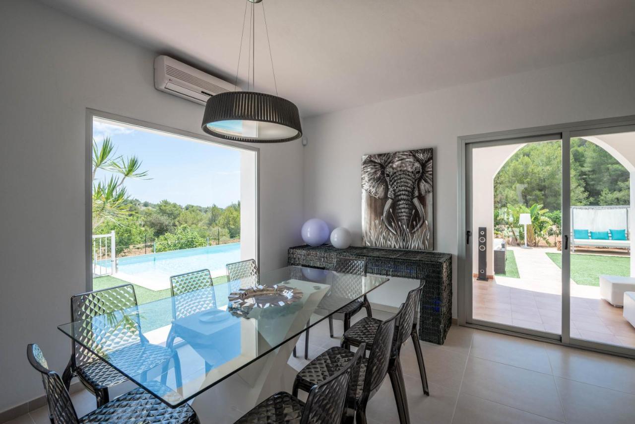 Garchet White Ibiza Villa
