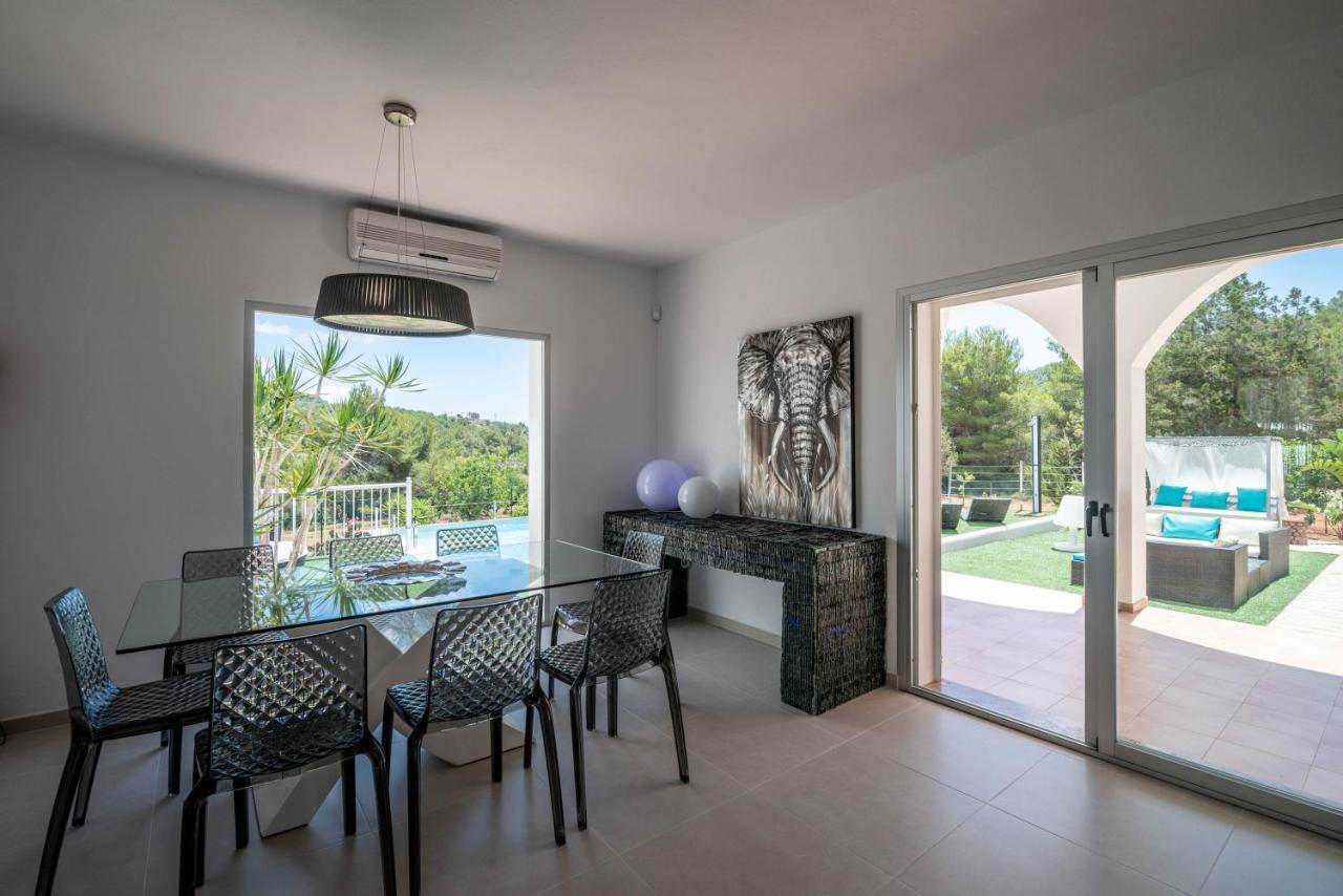 Garchet White Ibiza Villa *