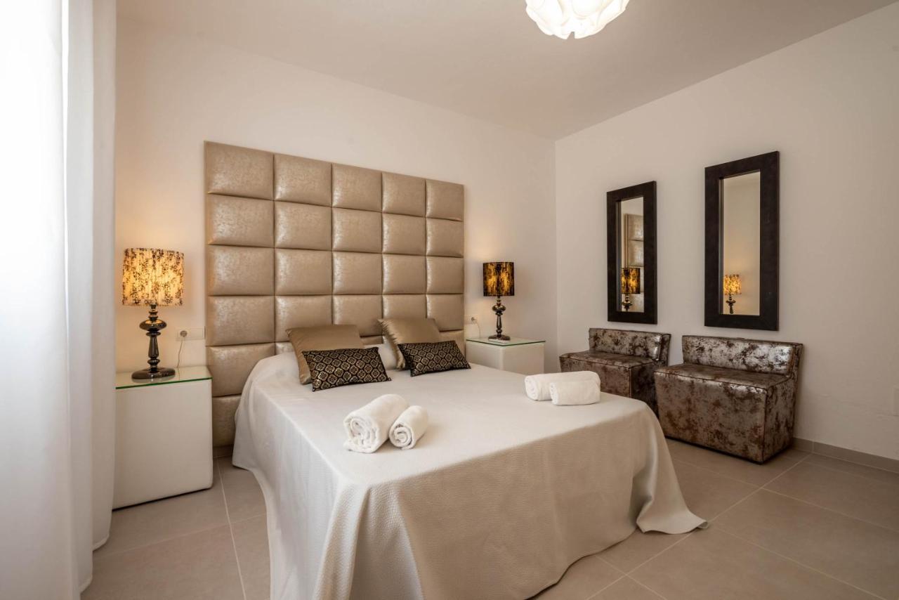 Garchet White Ibiza *