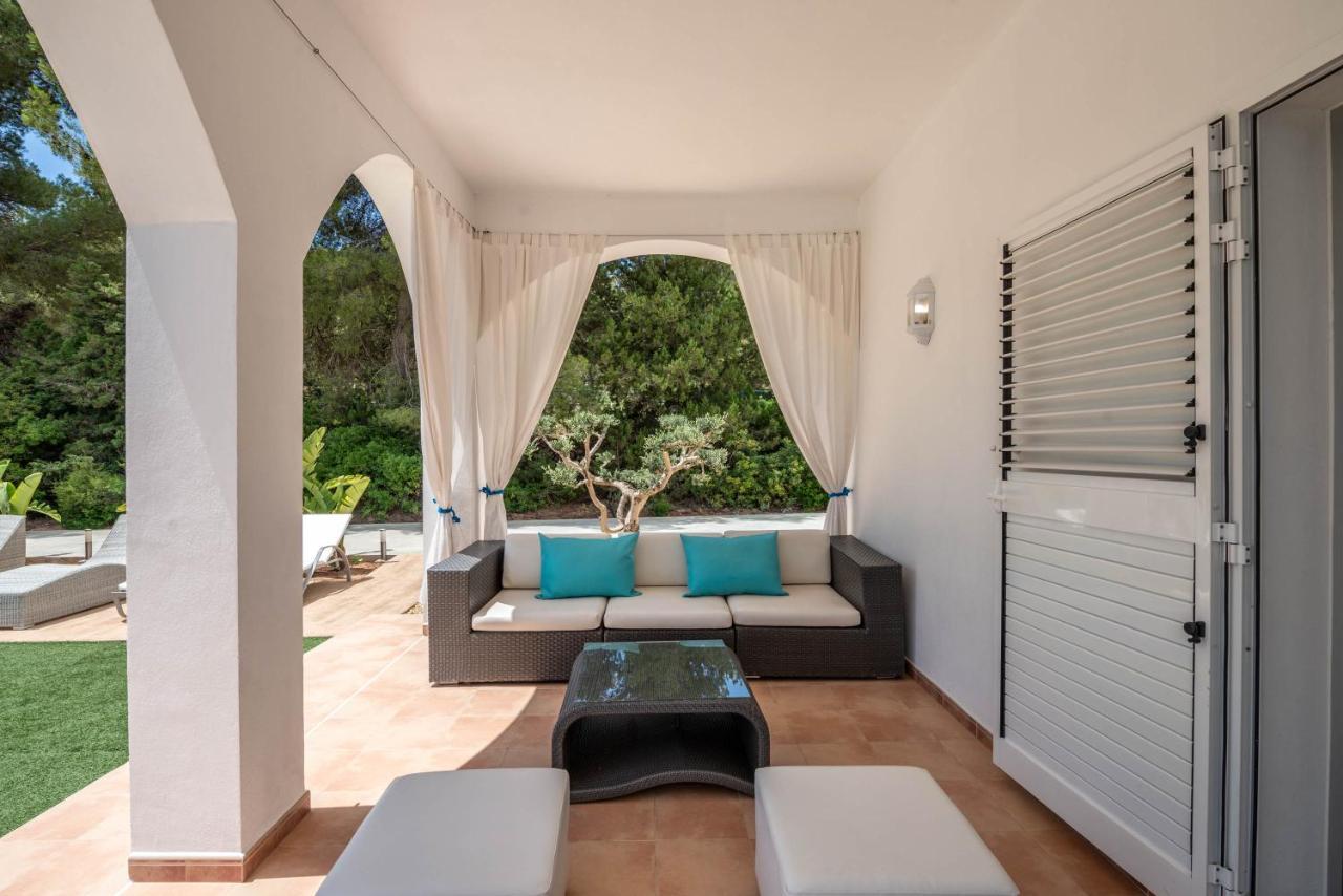 Garchet White Ibiza